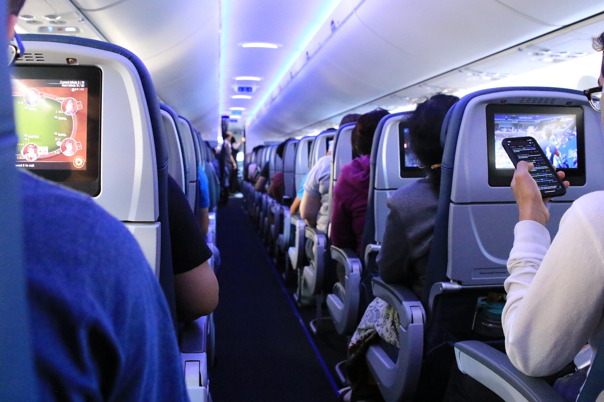 Wynajęcie samolotu – komfortowa i elastyczna forma podróży dla biznesu i turystyki