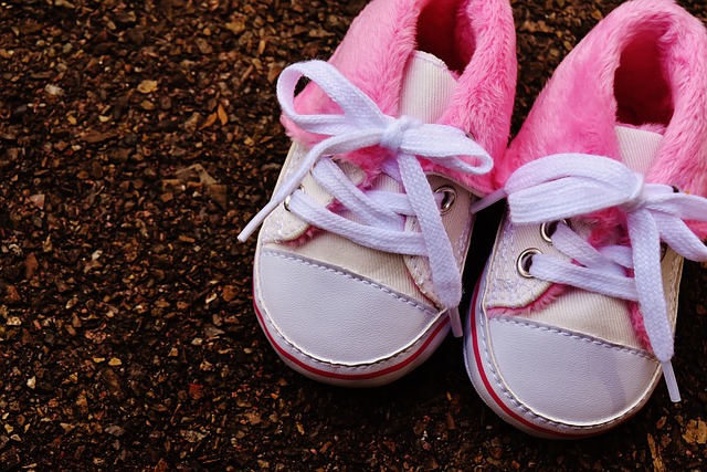 Jak dobrać idealne buty dziecięce – poradnik dla rodziców